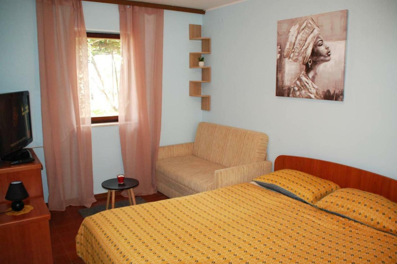 Studio Apartman Ziganto Ičići Екстериор снимка